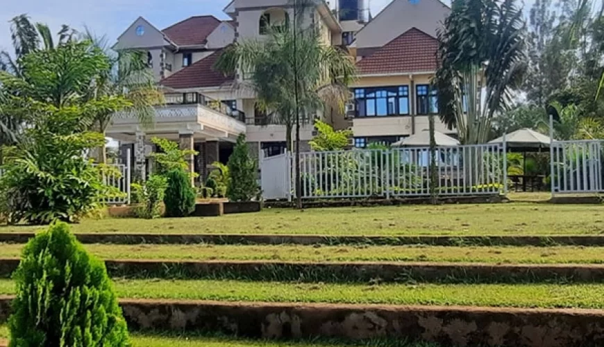 Equator Resort