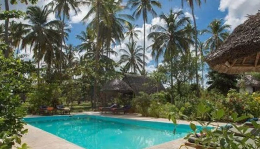 Ras Mbisi Lodge