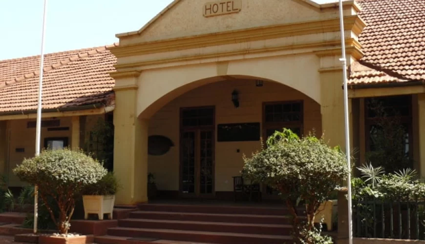 Safari Hotel